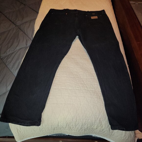 Mens Wrangler Jeans - Big and Tall (46x32) - Picture 3 of 5